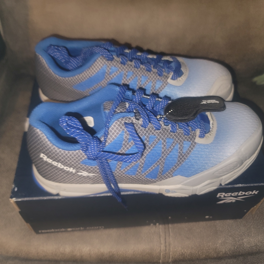 Reebok Womens Blue and Gray Athletic Shoes